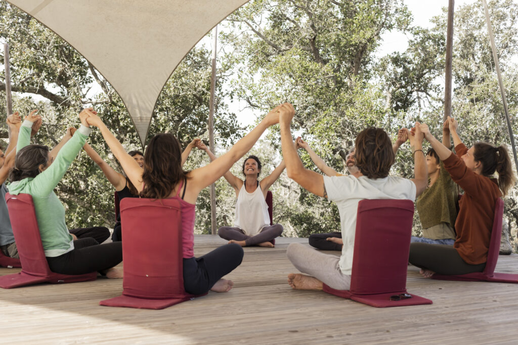 Group circle on the yoga platform at Pachawa